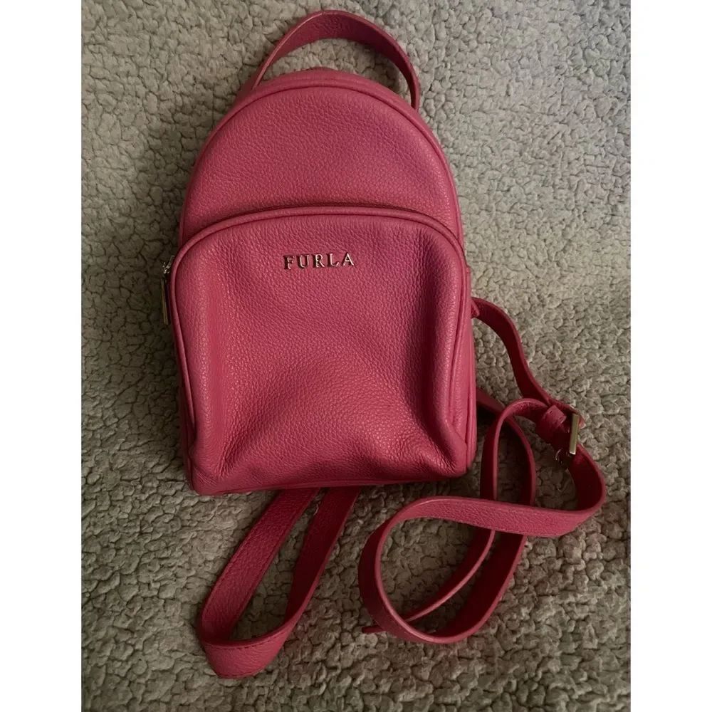Rare - Furla Frida Mini Vitello Leather
Backpack Pink / Excellent - Picture 2 of 11